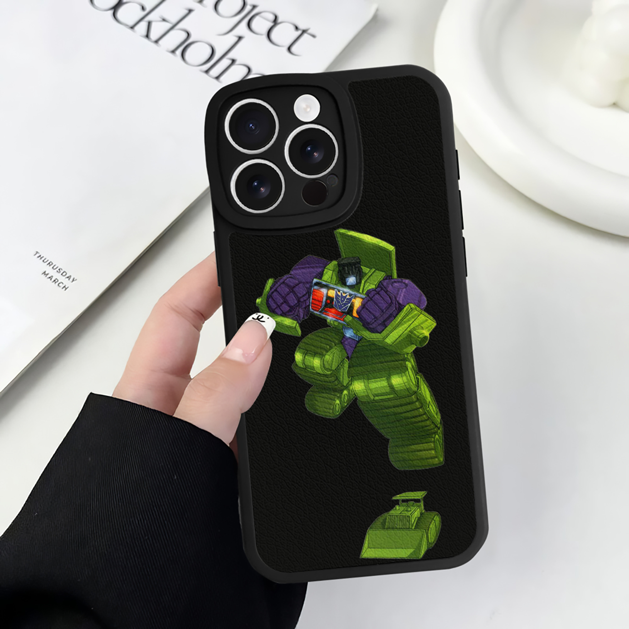 （画像用）  【iPhone 16シリーズ対応】シリコンスマホケース（レザー調） 材質：シリコン